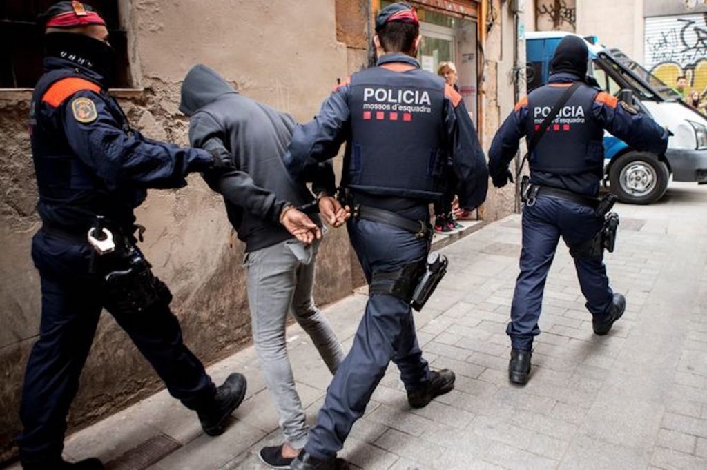 Barcelona ya no quiere ser la capital del robo de bolsos 